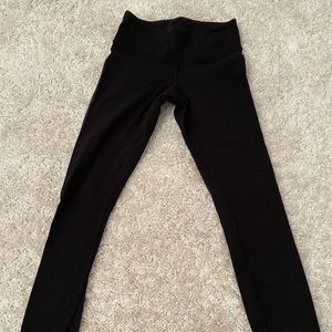 Black lululemon leggings
